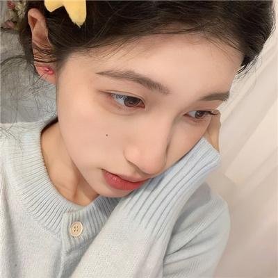 猫和粉茎